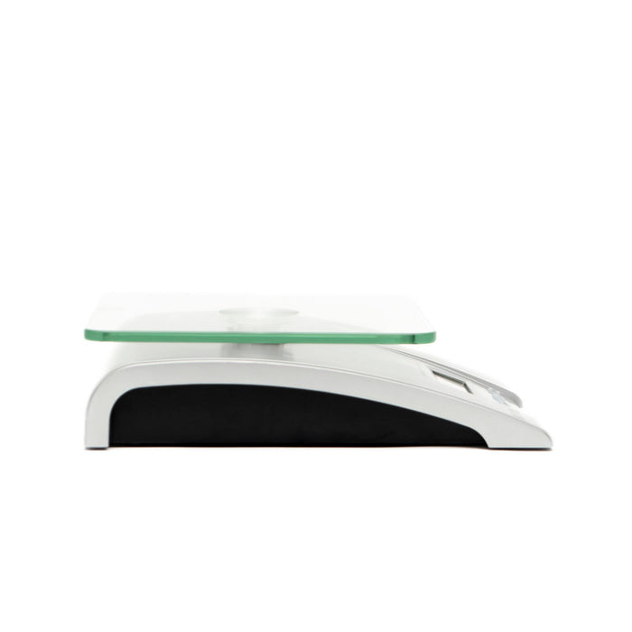 La Gramera EK 5055 Badecol esta construida en ABS de alta resistencia y vidrio templado, ideal para pesar cualquier clase de artículo, con una amplia bandeja que ofrece la comodidad y variedad en el servicio de uso.