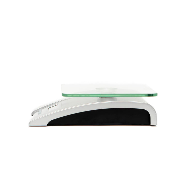 La Gramera EK 5055 Badecol esta construida en ABS de alta resistencia y vidrio templado, ideal para pesar cualquier clase de artículo, con una amplia bandeja que ofrece la comodidad y variedad en el servicio de uso.