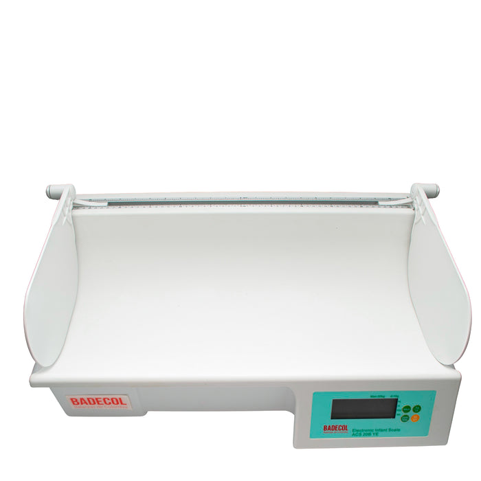 Balanza digital pesa bebé Badecol de 20 kg, diseñada para medir el peso de bebés y neonatos de forma práctica, precisa y confiable en consultorios, clínicas, hospitales, pediatría, salas de maternidad y centros de salud.

Su sistema digital permite obtener mediciones rápidas y claras, mientras que su bandeja con topes laterales brinda mayor seguridad y estabilidad durante el pesaje del bebé.

Ideal para: consultorios pediátricos, clínicas, hospitales, salas de maternidad, centros de salud, pediatría 